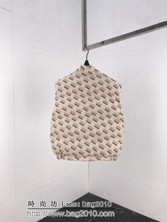 GUCCI古馳 18ss秋冬新款 城市巡迴滿印logo系列 棉服馬甲 男女同款 ydi1831